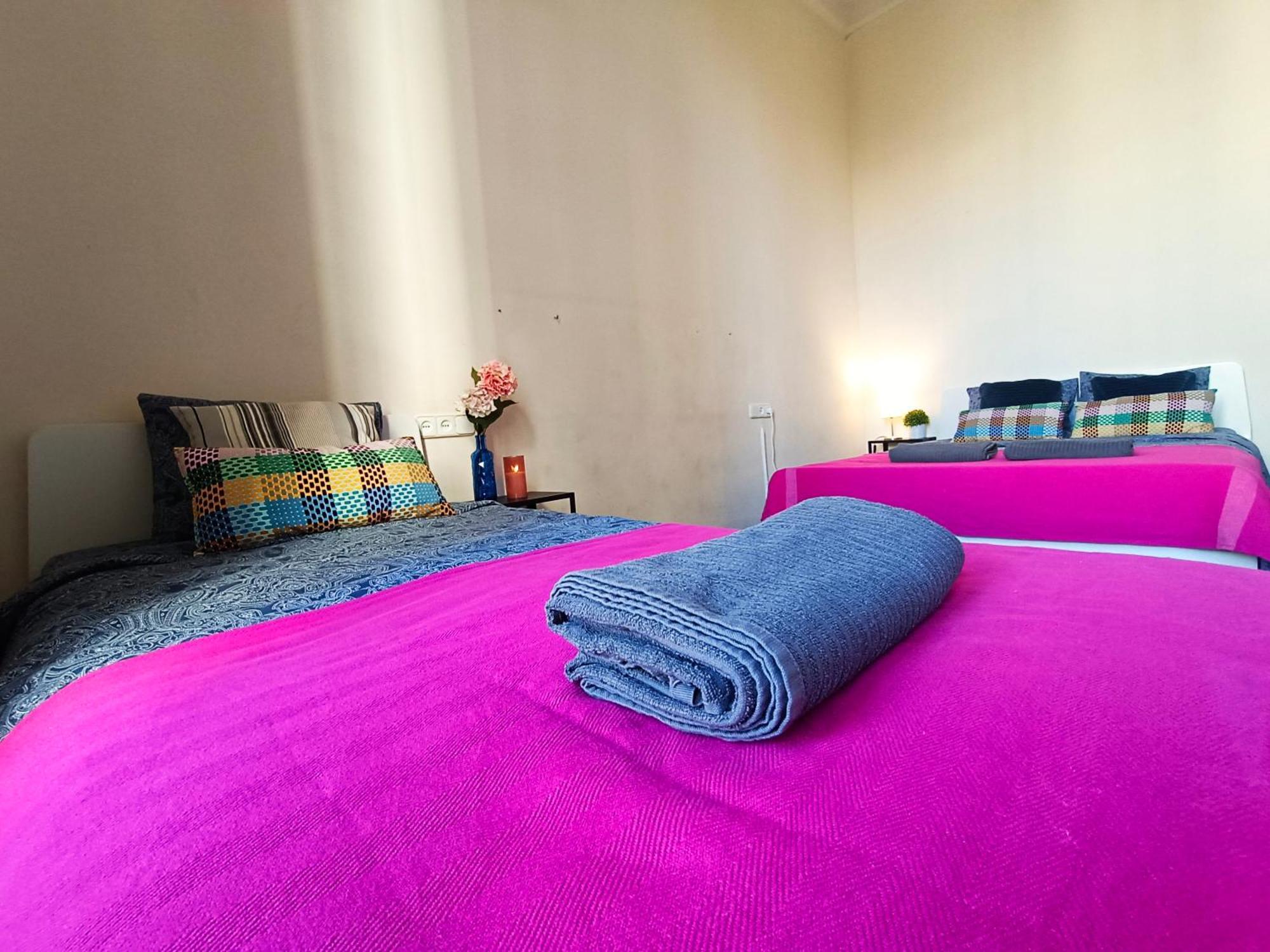 By Urquinaona Rooms Barcelone Extérieur photo